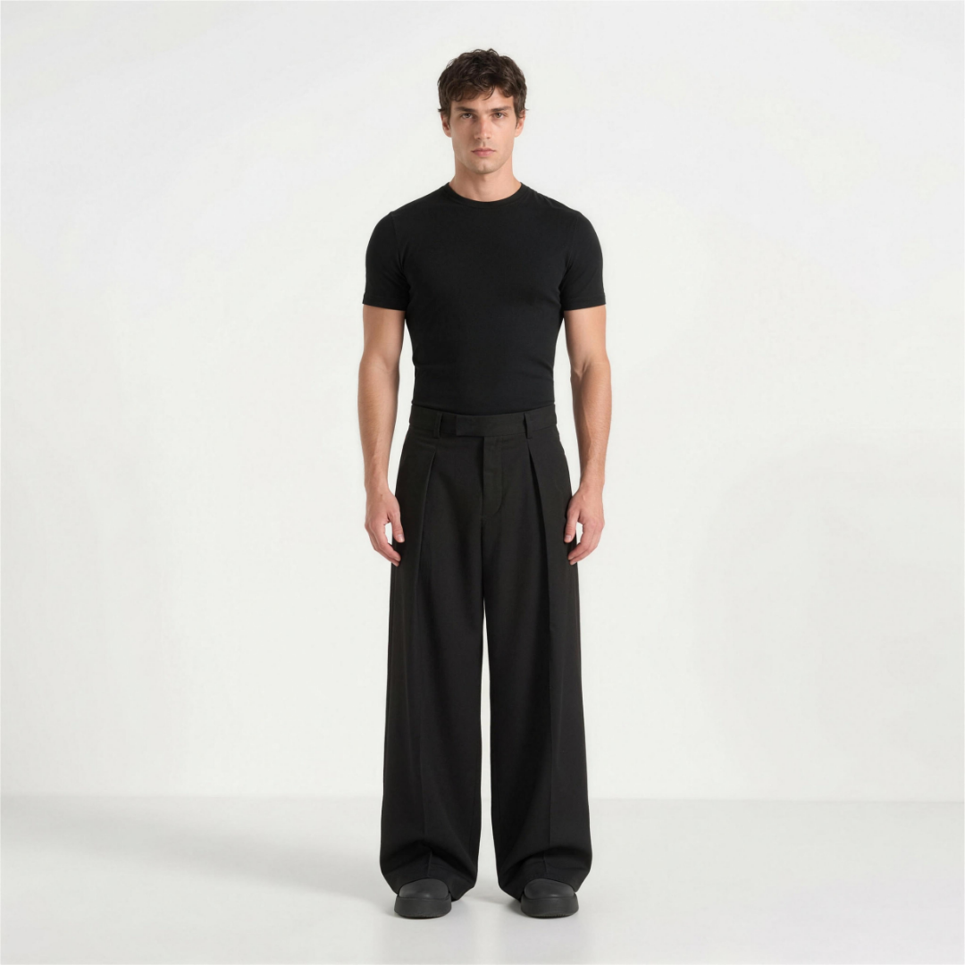 Wide leg pleated tailored trousers in Black