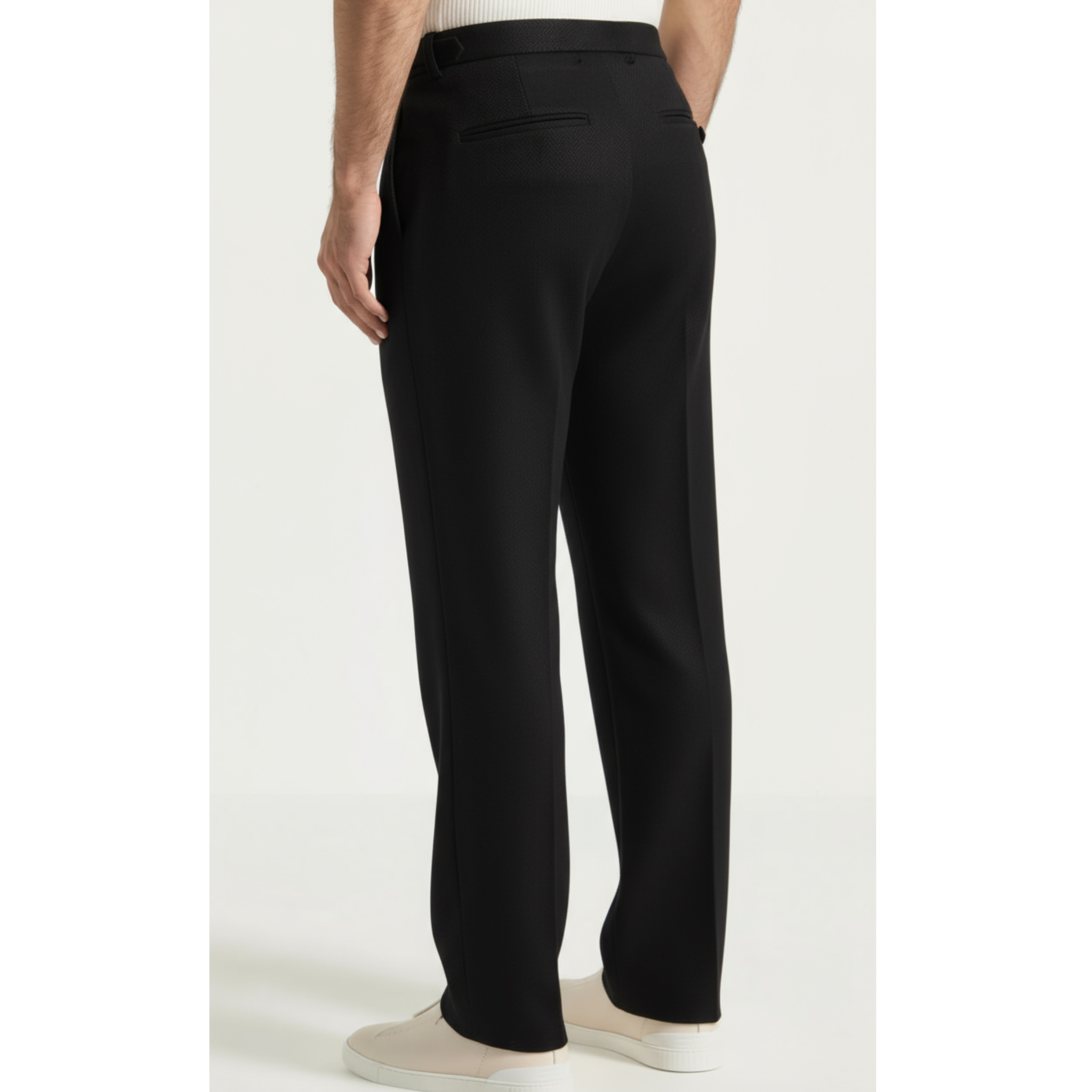 Relaxed Fit Pleated Tailored Trousers - Black